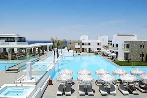 Diamond Deluxe Hotel